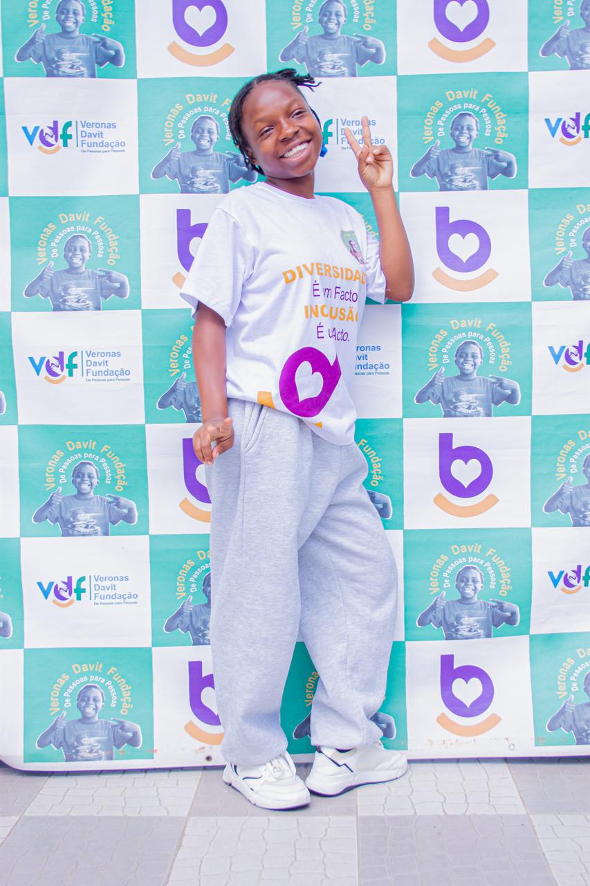 21. Feliciana Benjamim